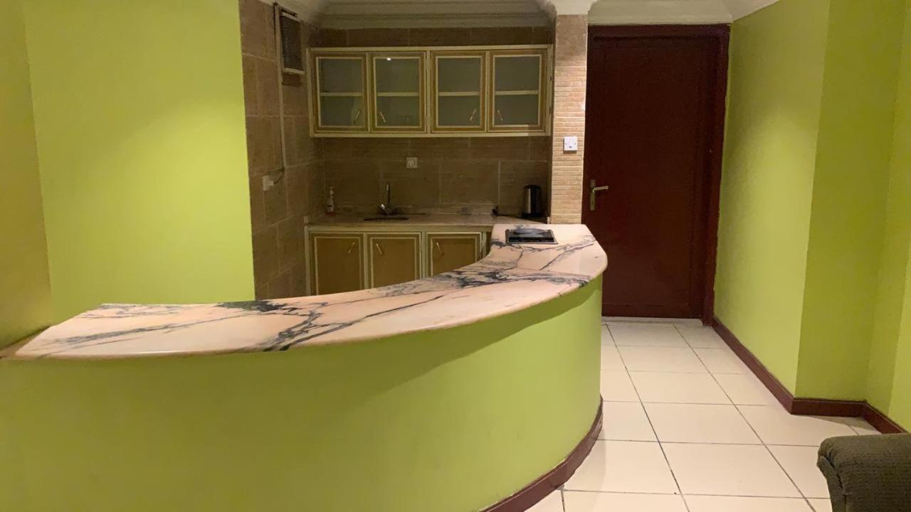 Al Aziziyah Hotel And Suites Chamis Muschait Exterior foto