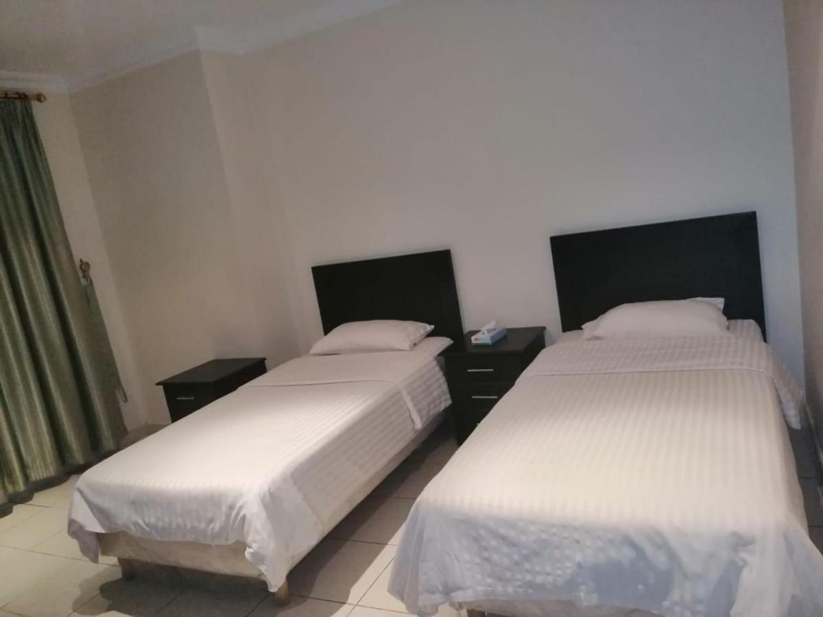 Al Aziziyah Hotel And Suites Chamis Muschait Exterior foto