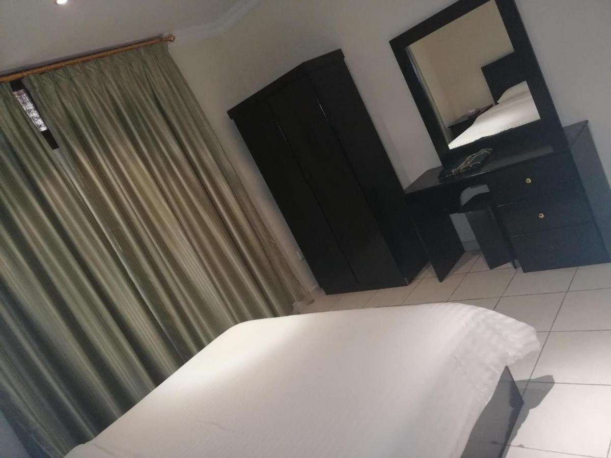 Al Aziziyah Hotel And Suites Chamis Muschait Exterior foto