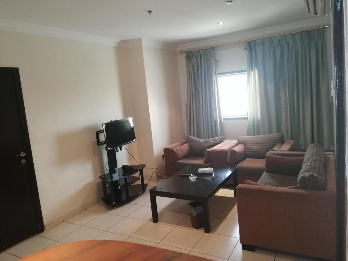 Al Aziziyah Hotel And Suites Chamis Muschait Exterior foto