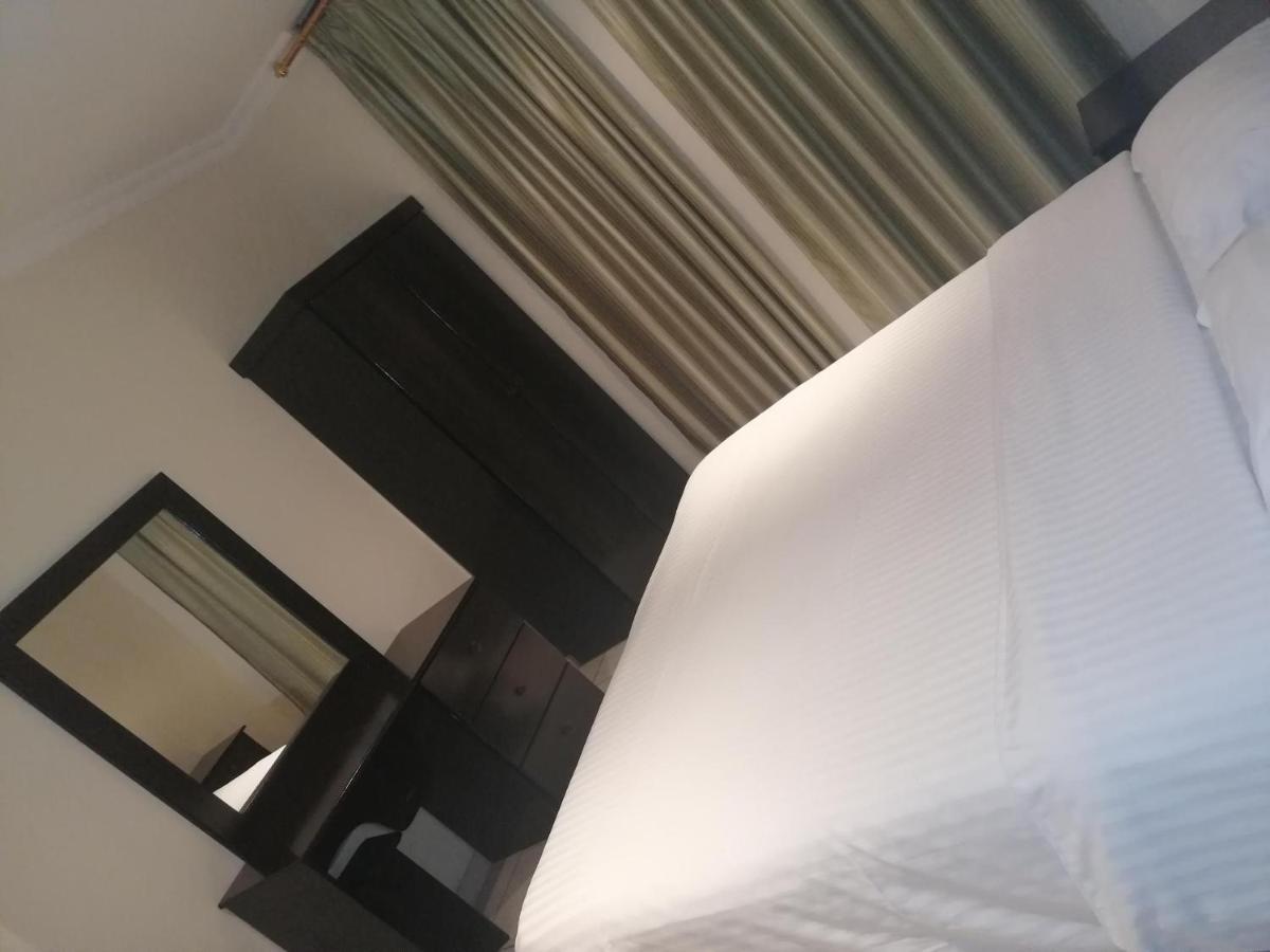 Al Aziziyah Hotel And Suites Chamis Muschait Exterior foto
